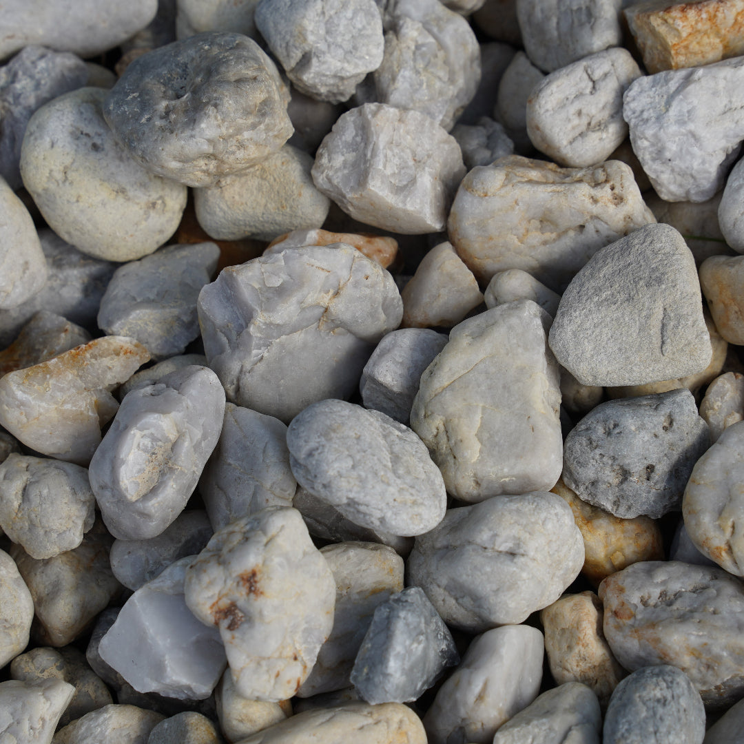 40-50mm Pyreness Pebbles